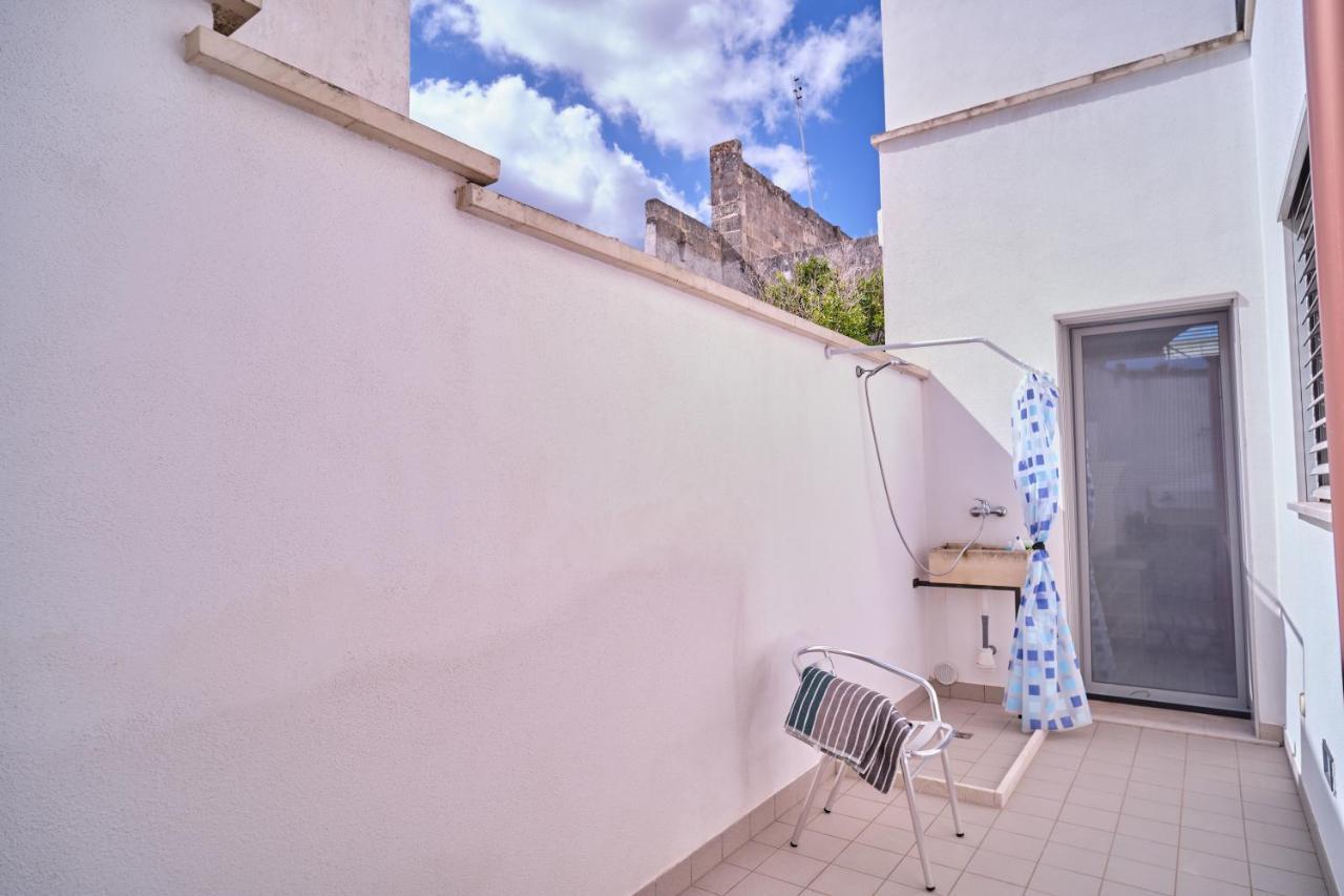 Casa Margherita - Typical Salento House Кастриняно дел Капо Екстериор снимка