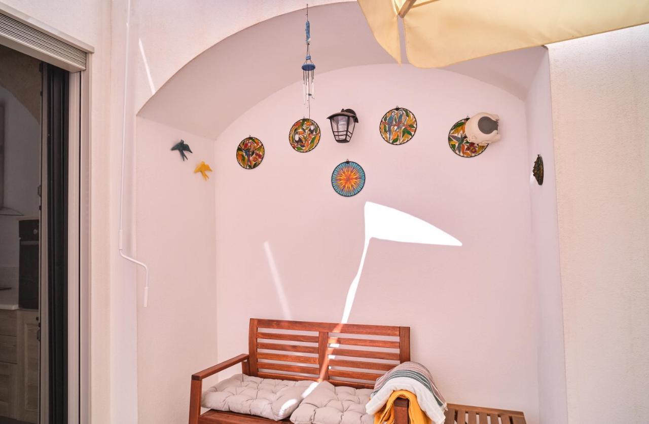 Casa Margherita - Typical Salento House Кастриняно дел Капо Екстериор снимка